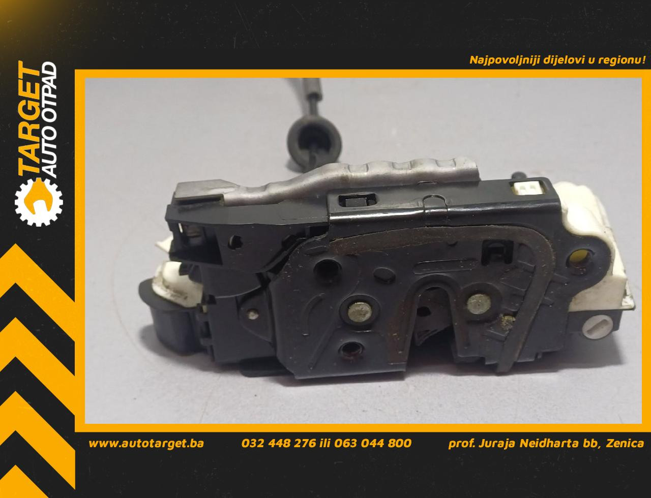 DIJELOVI BRAVA VRATA VW GOLF 7 > 12-16 1.2 5K4839015Q