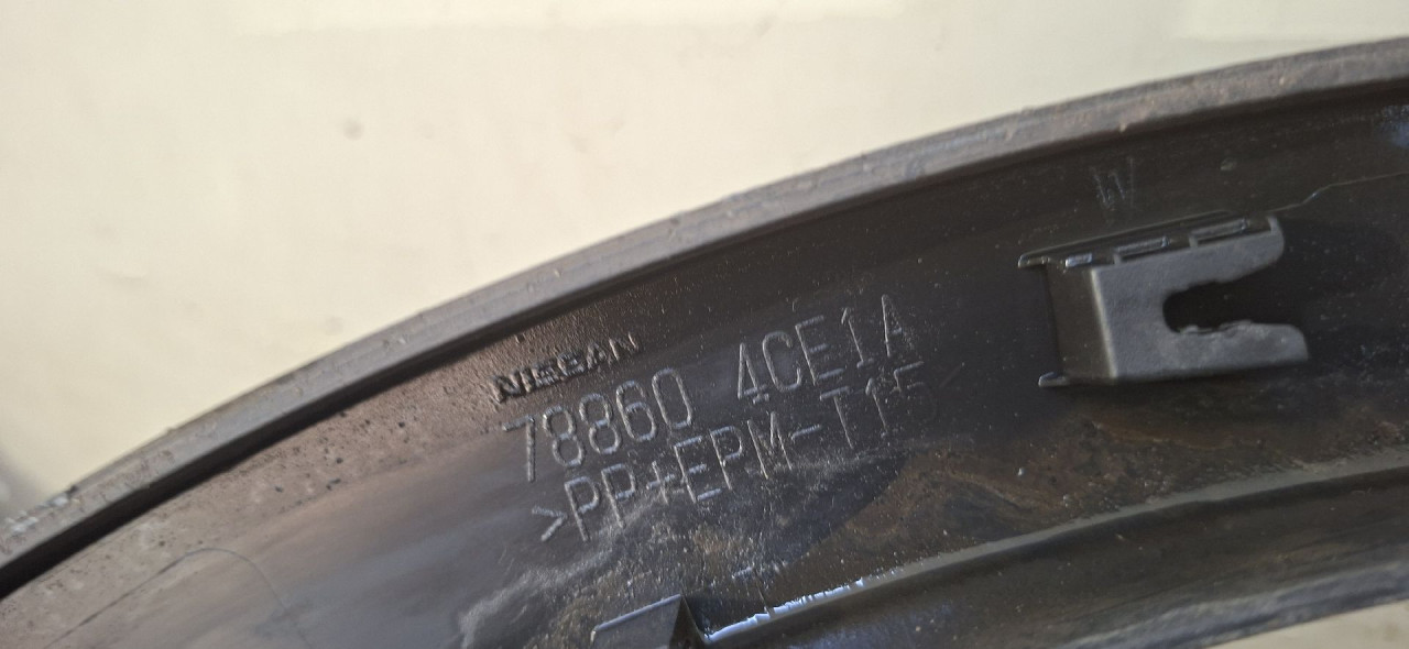 DIJELOVI RUB BLATOBRANA NISSAN X-TRAIL > 14-17 788604CE1A