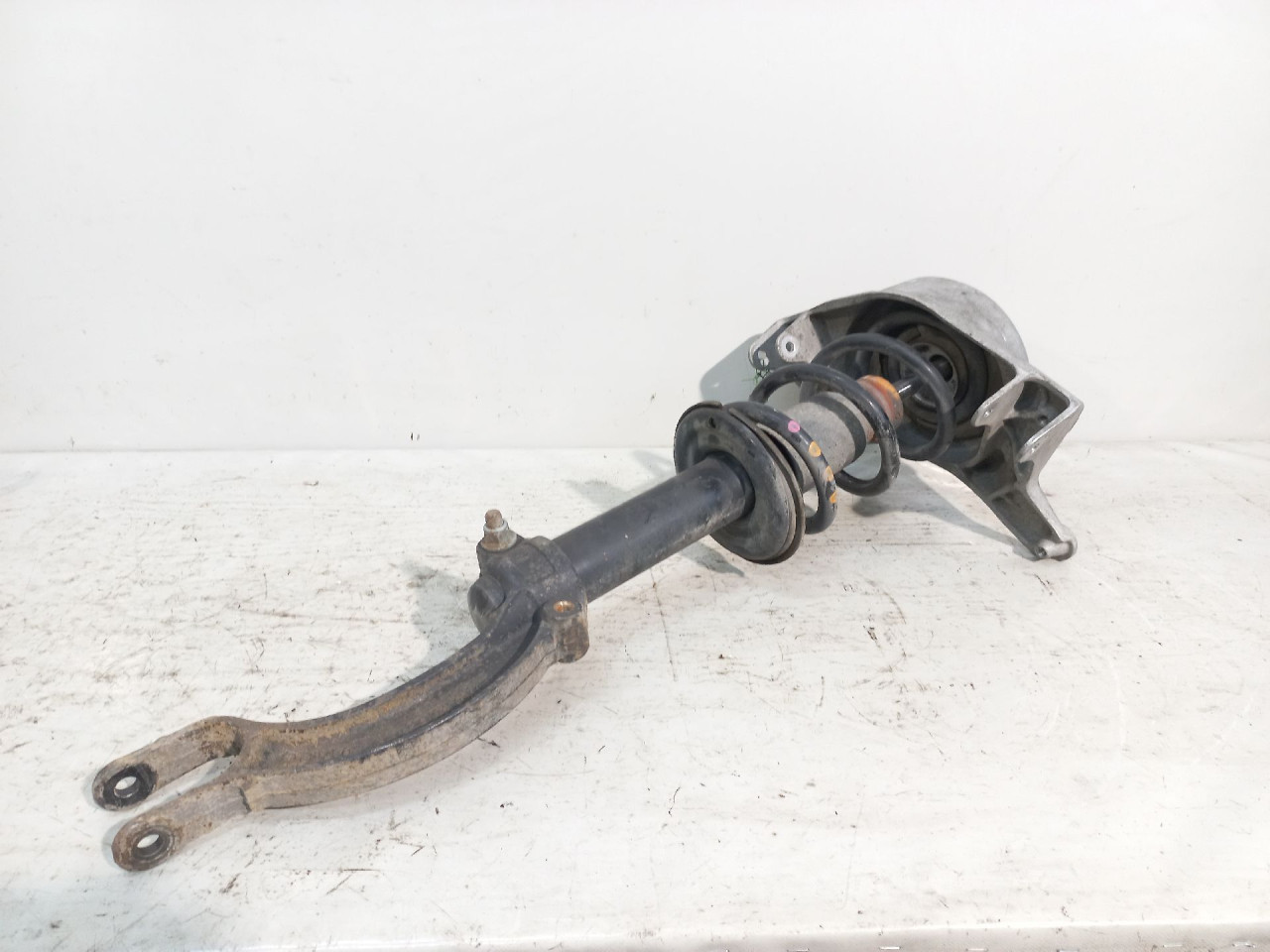 AMORTIZER AUDI A4 (B8) > 12-15 8T0413031AF