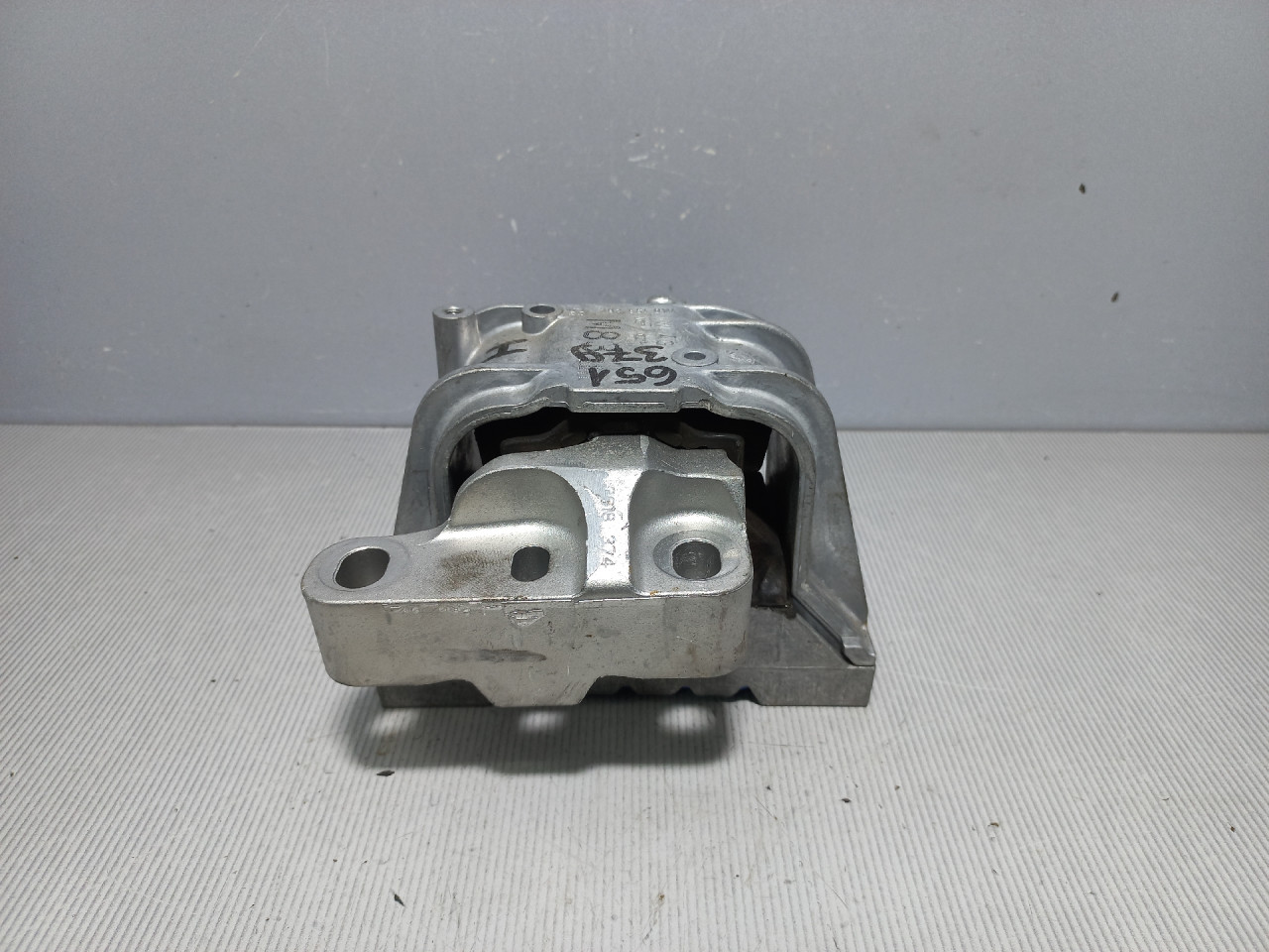 NOSAC MOTORA VW PASSAT B6 > 05-10 1K0199262