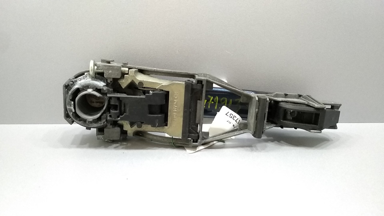 RUCKA VRATA VW PASSAT B5 > 00-05 3B0837885