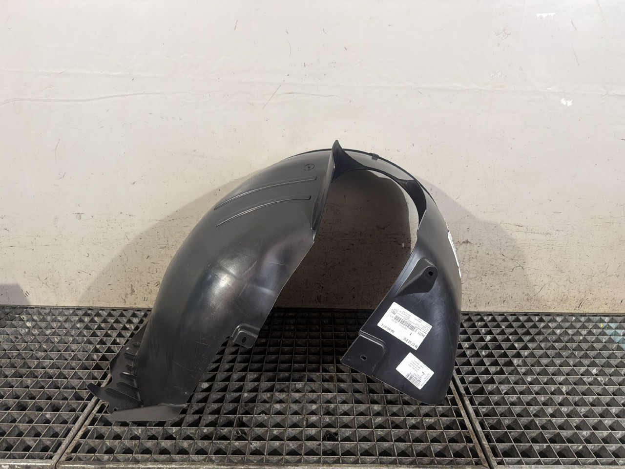 DIJELOVI UNUTRASNJI BLATOBRAN VW ARTEON > 17-20 3G8805977C