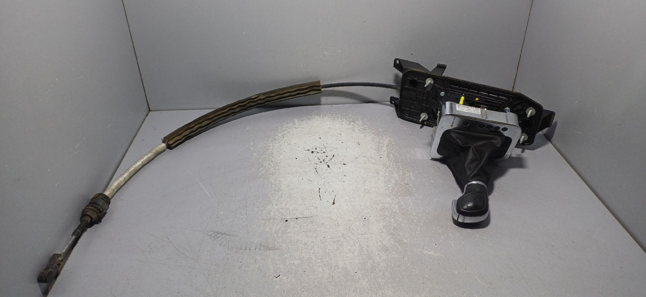 DIJELOVI SALTEBLA VW TIGUAN > 11-15 5N2713025G