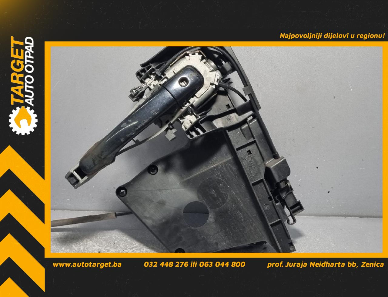 DIJELOVI RUCKA VRATA VOLVO V70 > 05-07 2.4