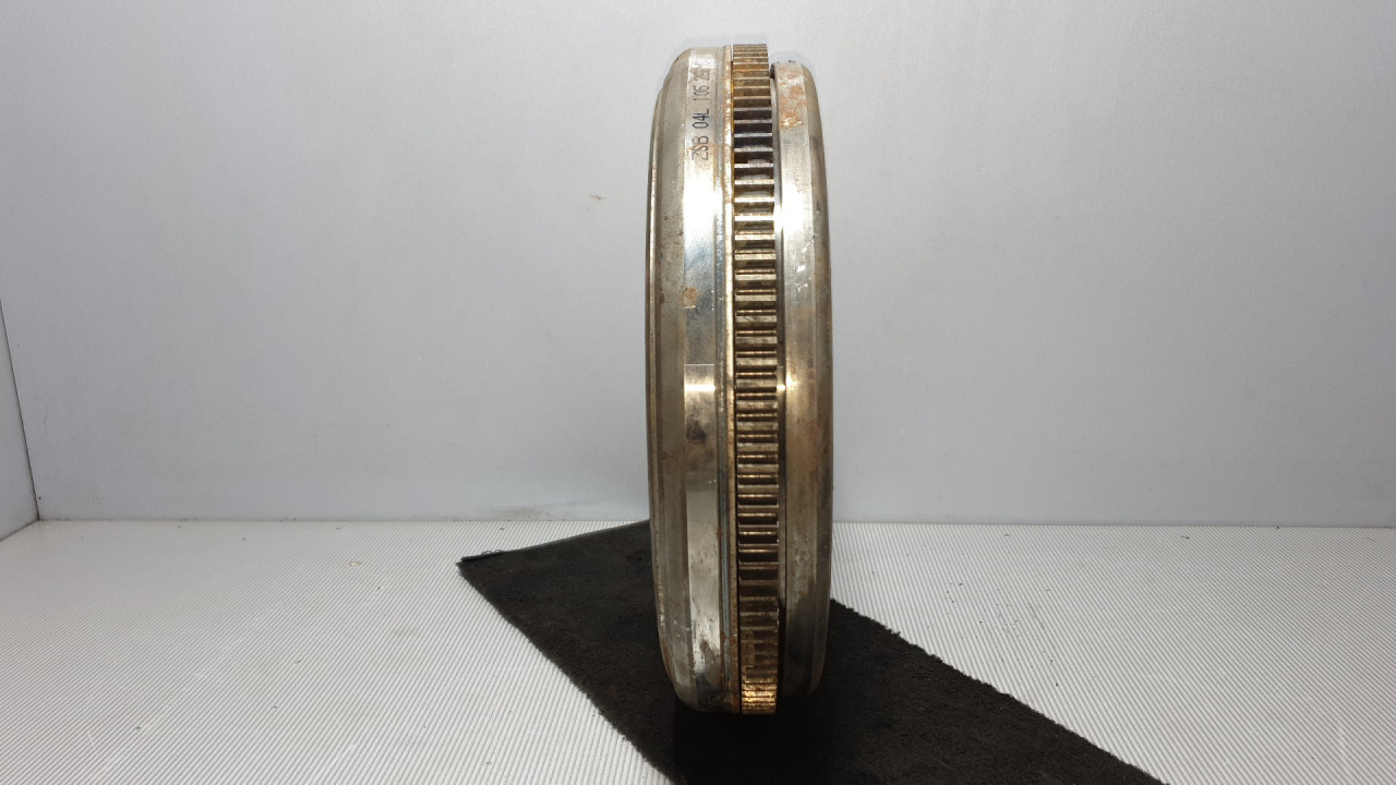 DIJELOVI ZAMAJAC VW PASSAT B8 > 14- 04L105266D
