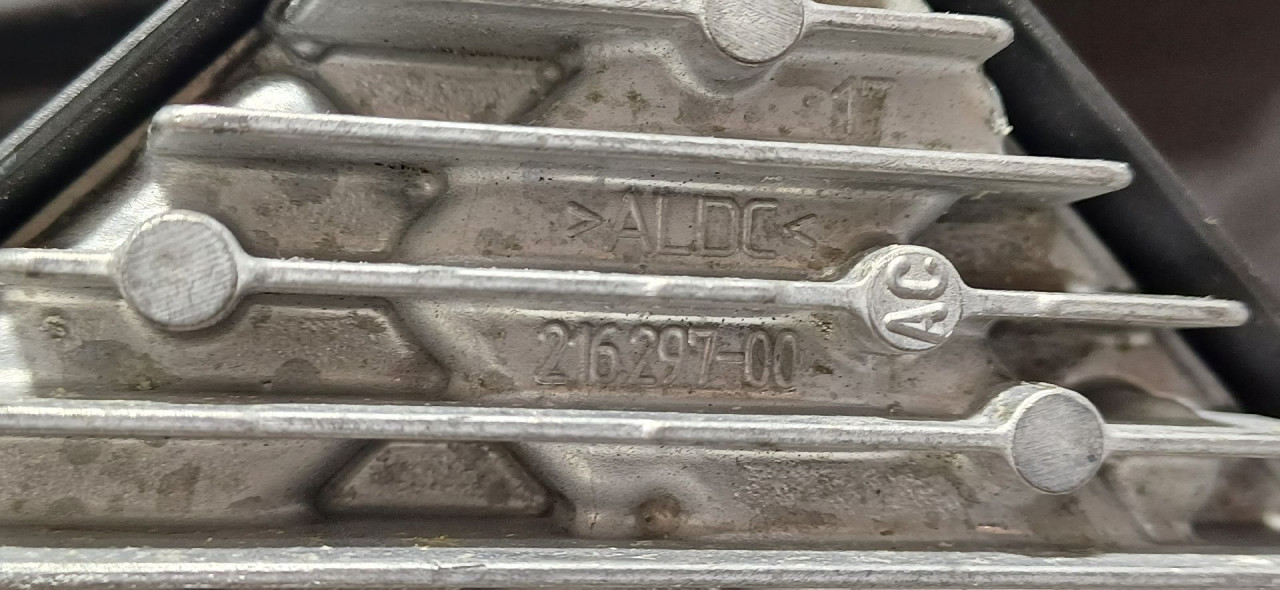 DIJELOVI BALAST FARA AUDI Q2 > 16-20 21629700