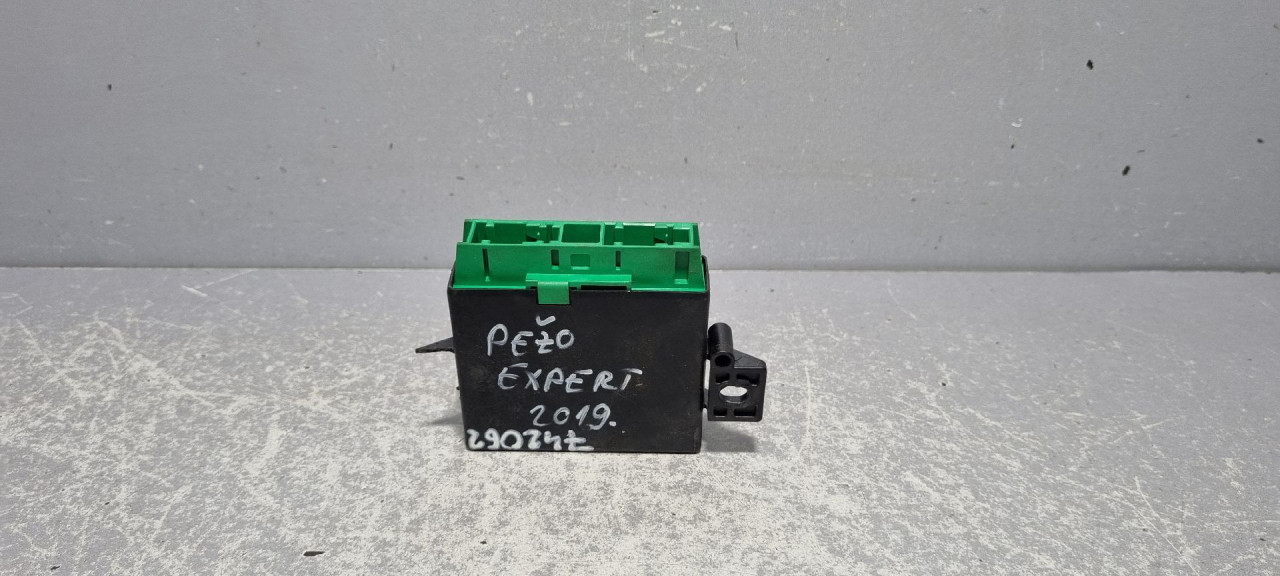 ELEKTRONIKA MODUL PEUGEOT EXPERT/TRAVELLER > 16- 026301