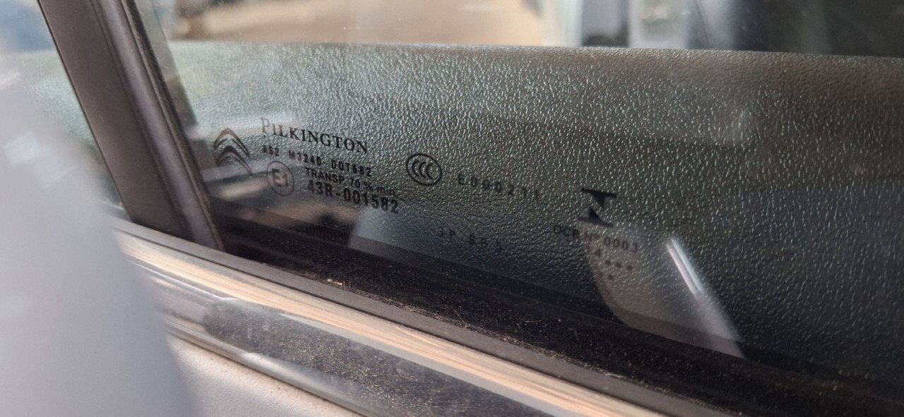 DIJELOVI STAKLO CITROEN C4 > 10-17 1.6