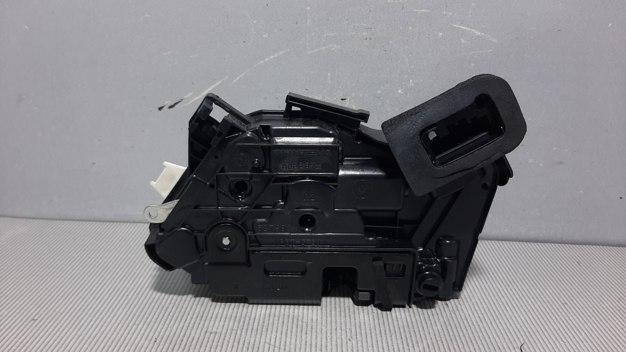 DIJELOVI BRAVA VRATA VW POLO > 09-14 6R4839016
