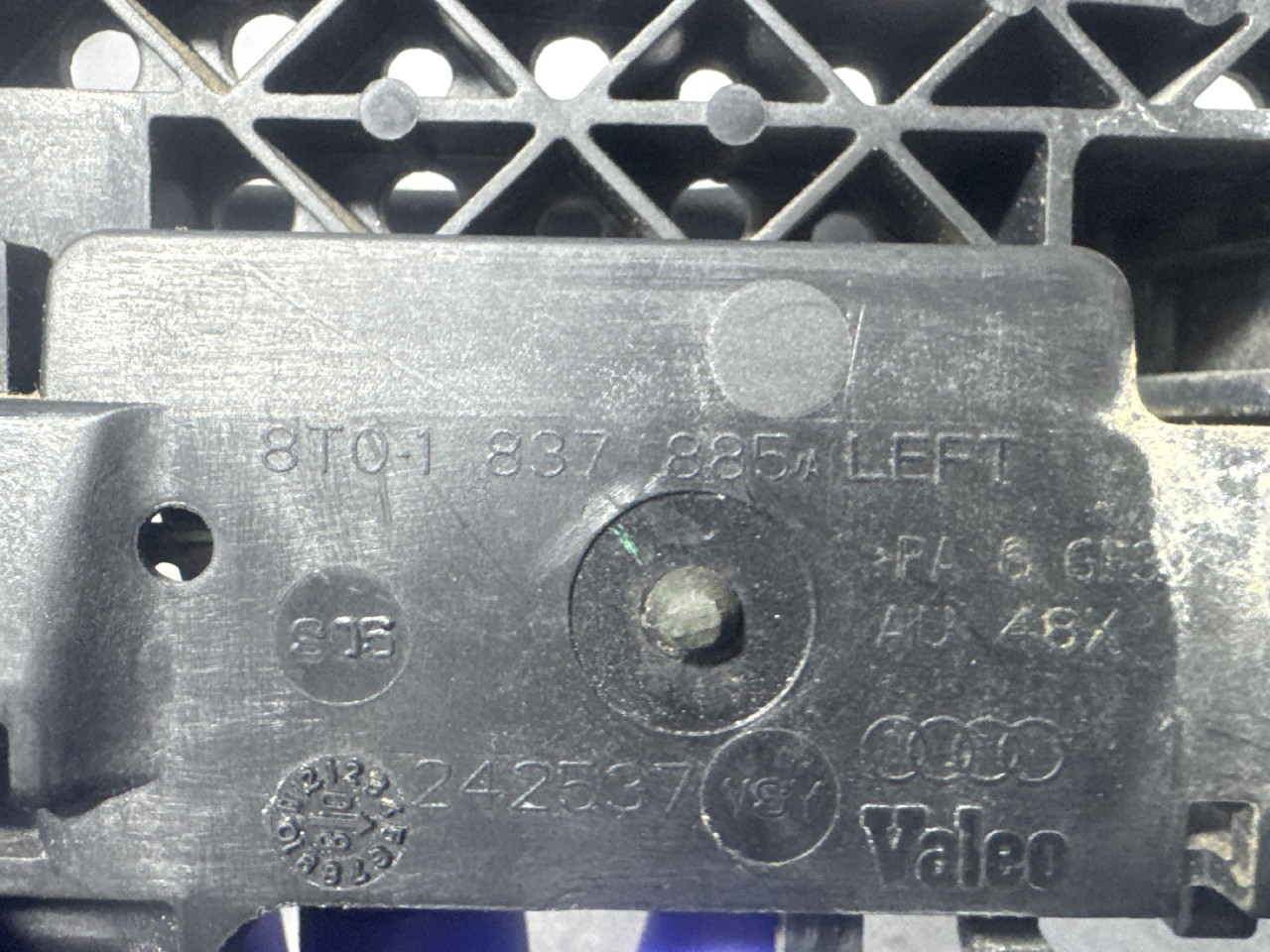 RUCKA VRATA AUDI A4 (B8) > 07-11 8T01837885