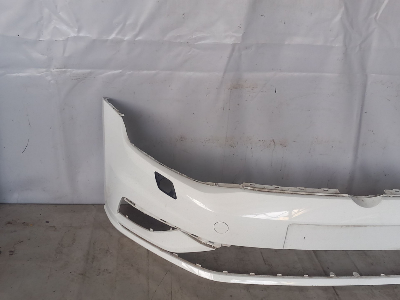 DIJELOVI BRANIK VW GOLF 7 > 12-16 5G0807221