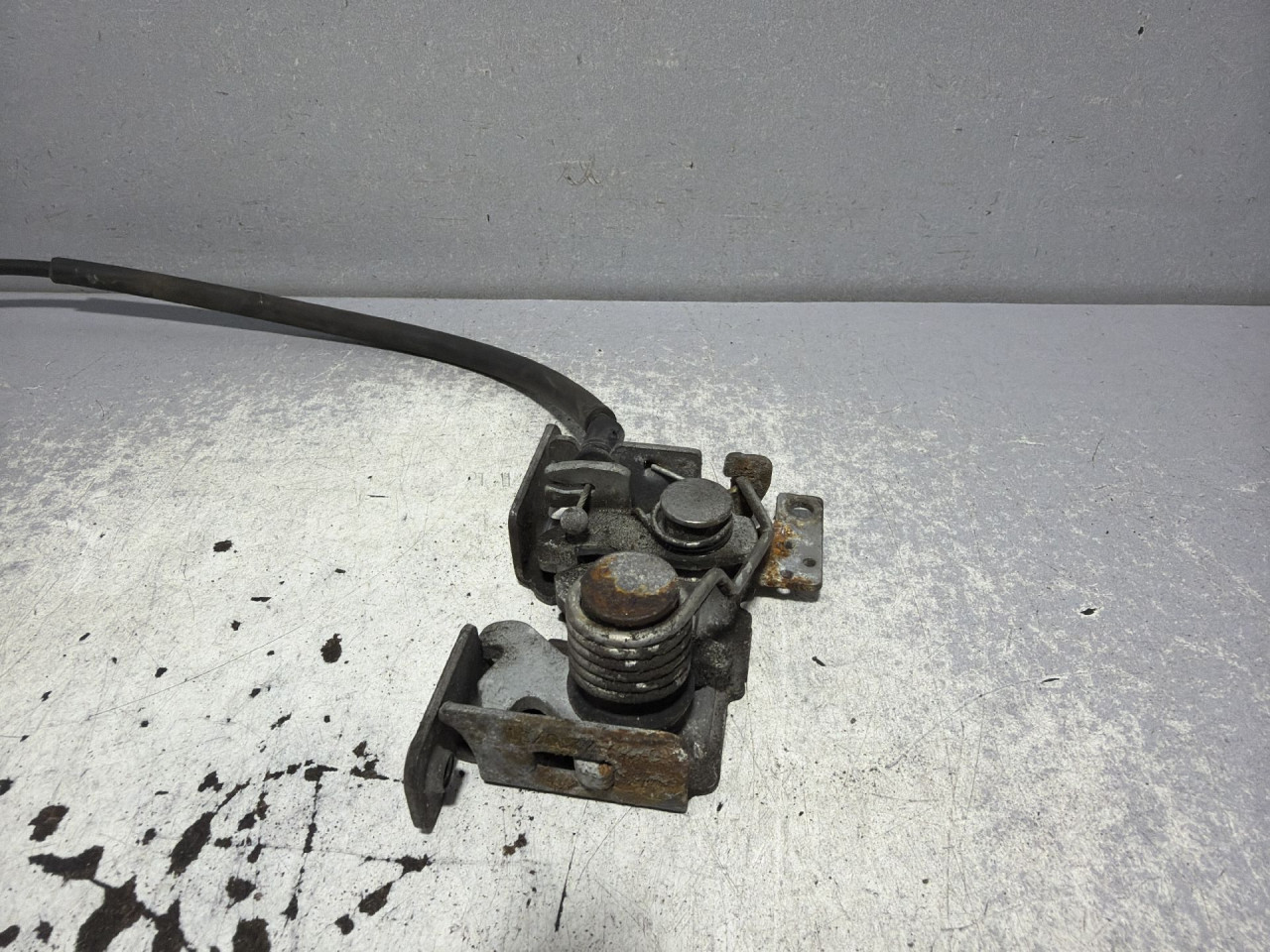 DIJELOVI BRAVA HAUBE BMW X4 (F26) > 13-18