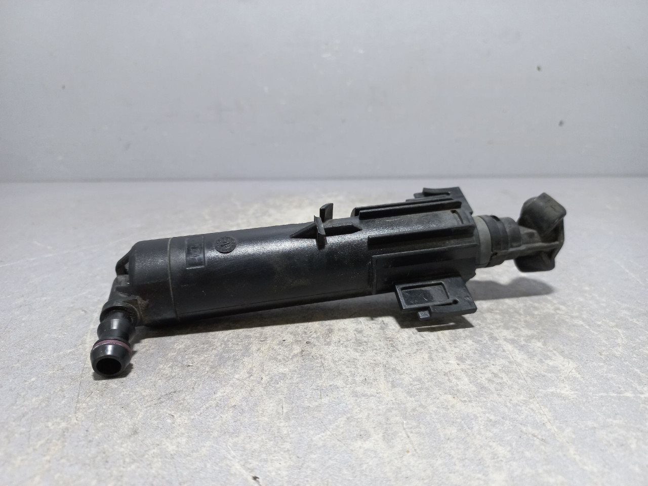 DIJELOVI PRSKALICA ZA FAROVE AUDI A4 (B8) > 07-11 2.0 8K0955101B