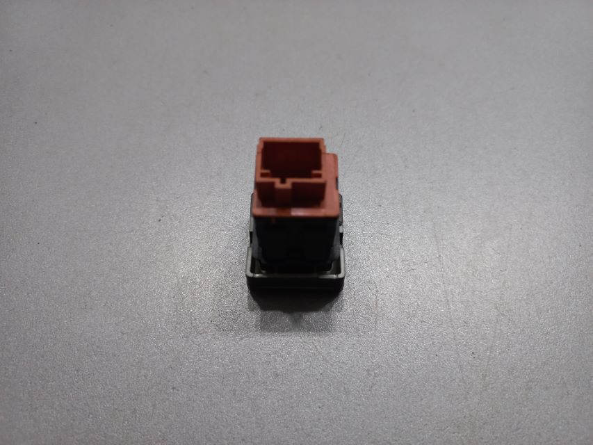 PREKIDAC PEUGEOT PARTNER > 12-15 96583425XT