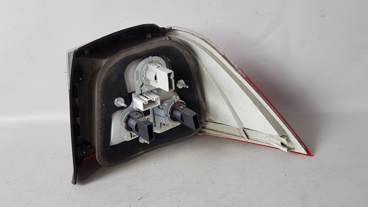 STOP SVJETLO BMW SERIJA 5 (E60N/E61N) > 07-10 BM047015