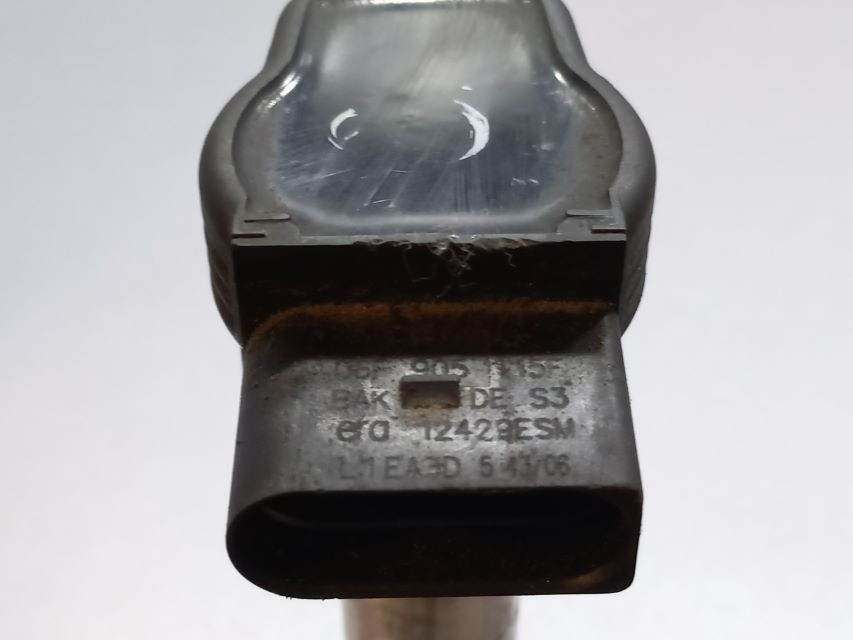 DIJELOVI BOMBINA VW PASSAT B6 > 05-10 06F905115F