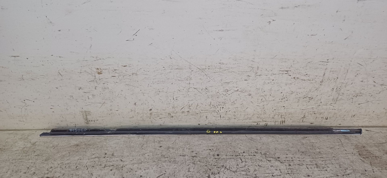 DIJELOVI LAJSNA VW TOUAREG > 11-14 7P0837478G