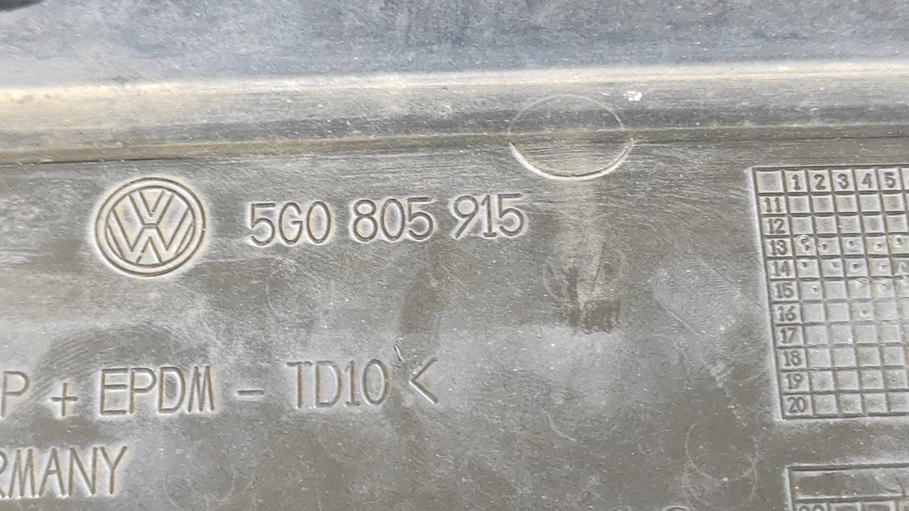 DIJELOVI SPOJLER VW GOLF 7 > 12-16 5G0805915