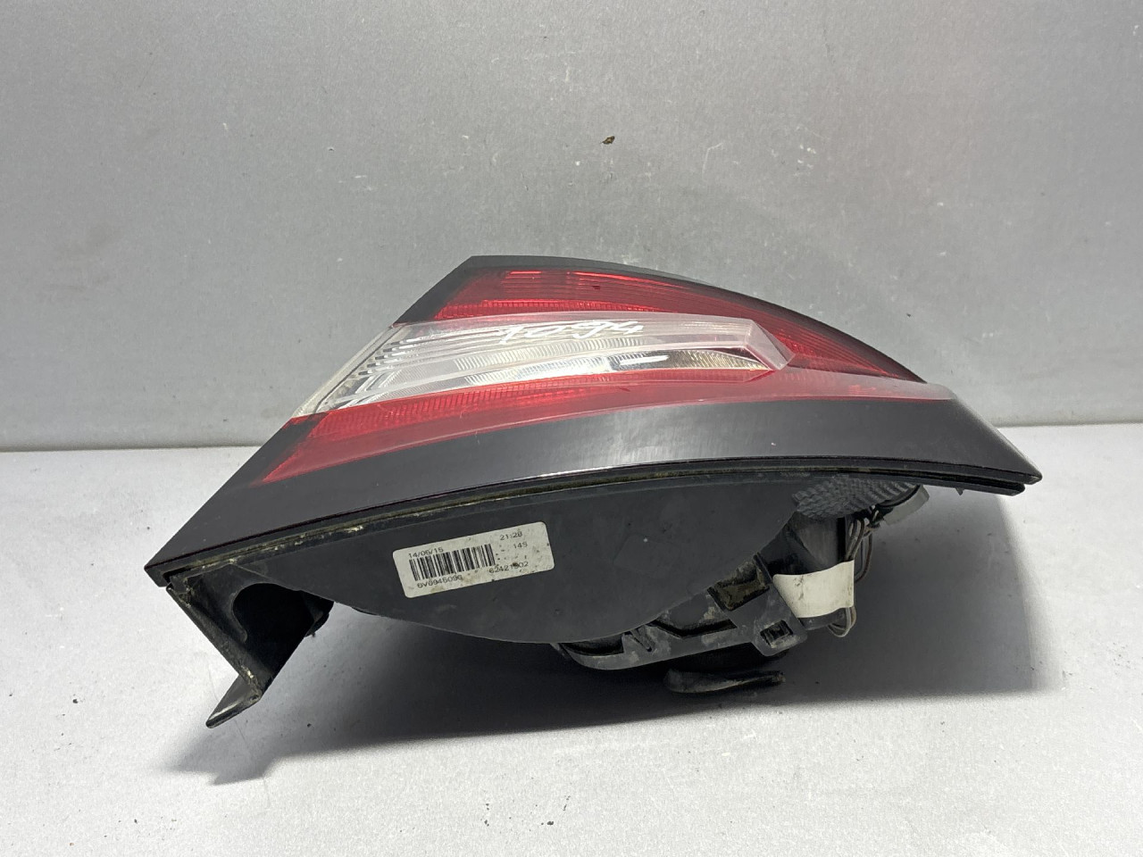 DIJELOVI STOP SVJETLO SKODA FABIA > 14- 6V6945096