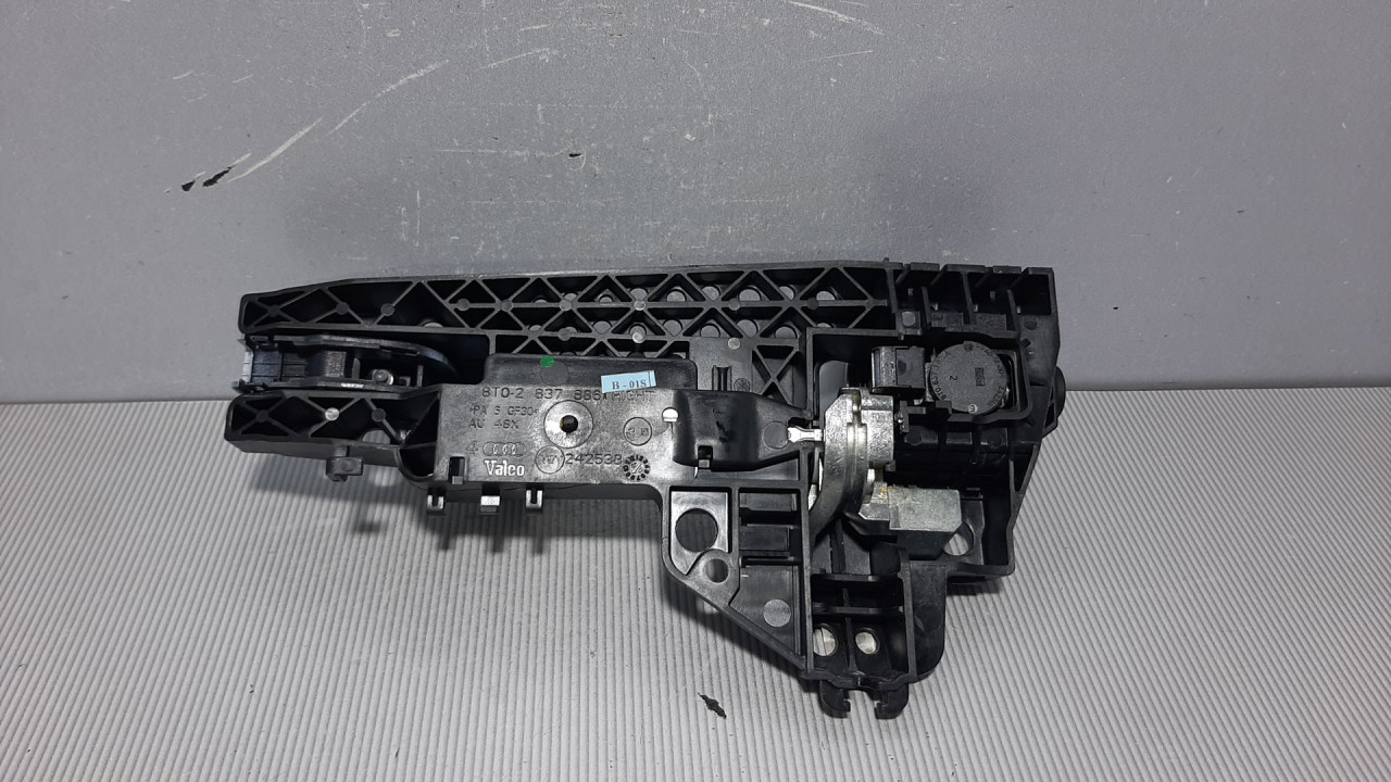 RUCKA VRATA AUDI A4 (B8) > 07-11 8T02837886