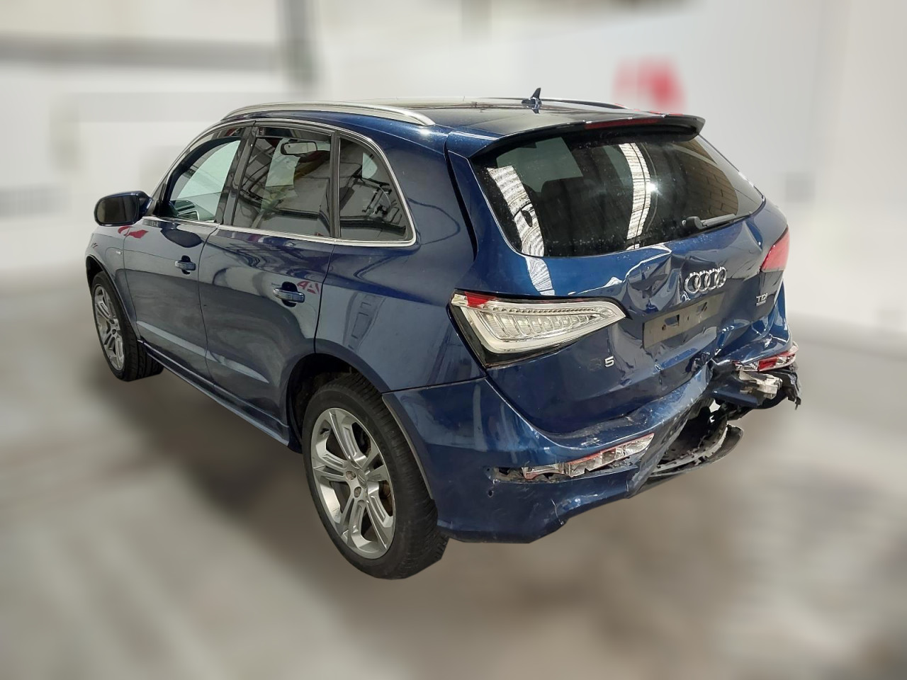 DIJELOVI AUDI Q5 2.0 DIZEL 130KW 4X4 QUATTRO MJENJAC MOTOR CGLC