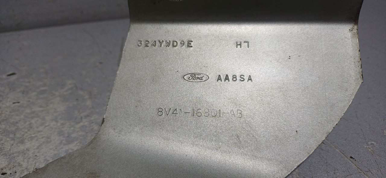 DIJELOVI SKARE OD HAUBE FORD KUGA > 08-12 8V4116801AB