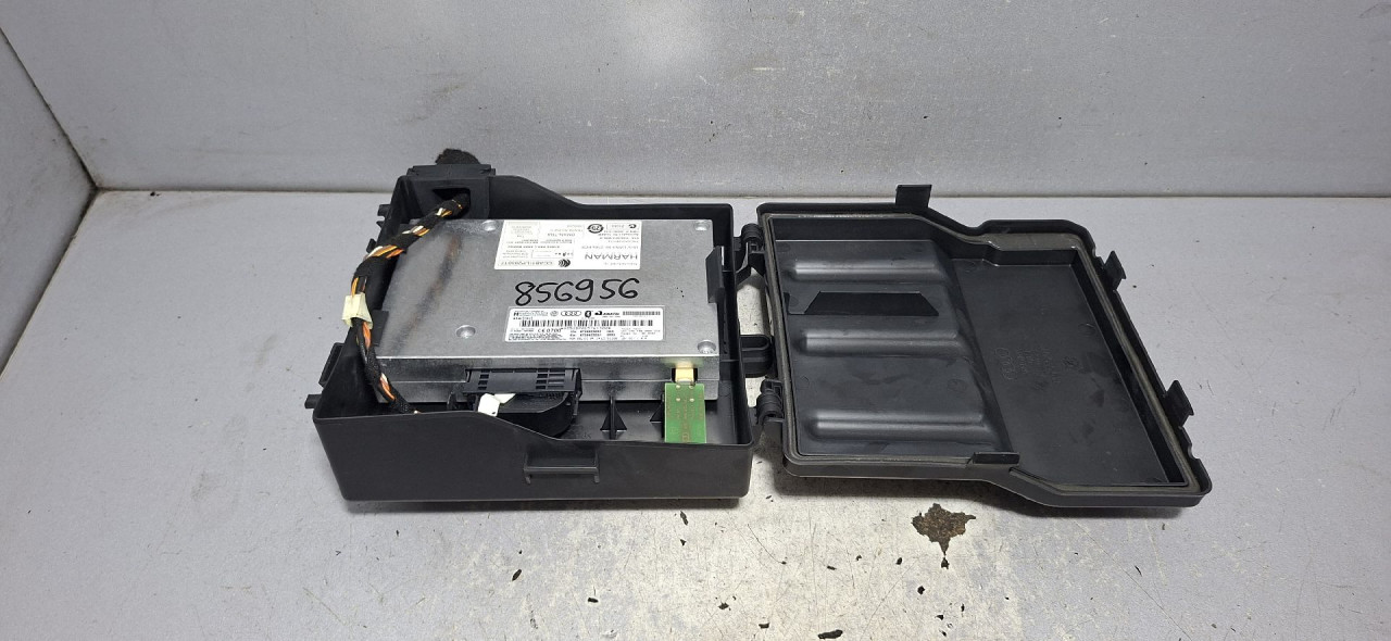 DIJELOVI ELEKTRONIKA MODUL AUDI A4 (B8) > 12-15 3.0 8T0862335E