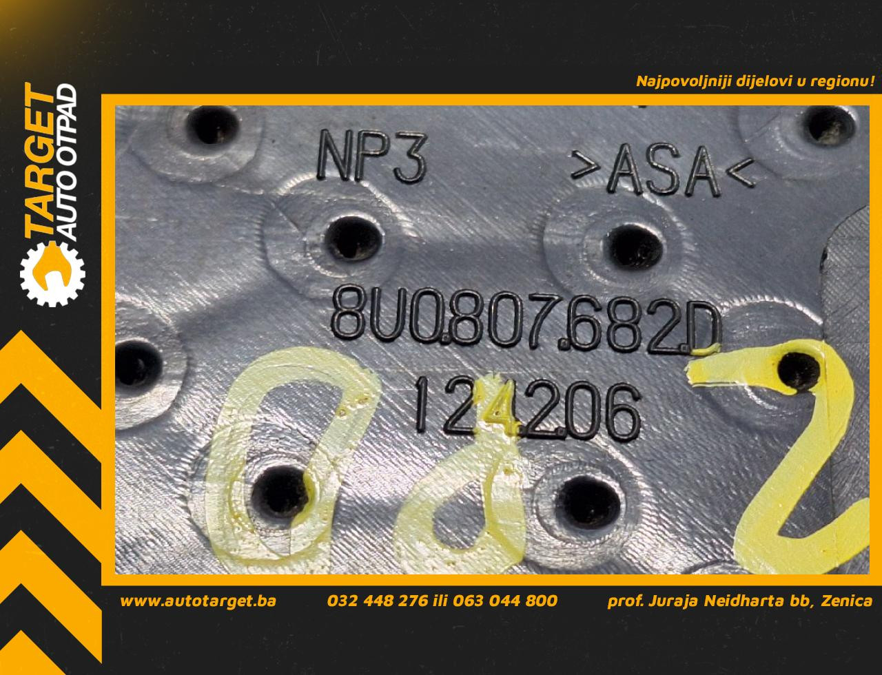 DIJELOVI RESETKA BRANIKA AUDI Q3 > 11-15 2.0 8U0807682A