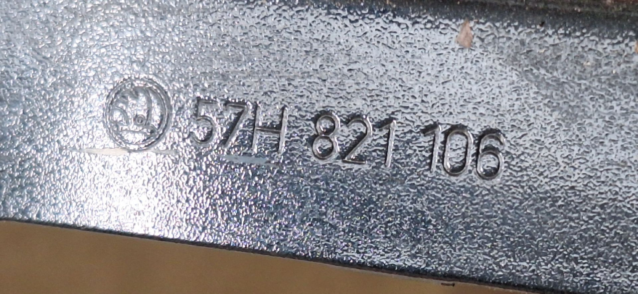 DIJELOVI BLATOBRAN SKODA KODIAQ > 21- 57H821106