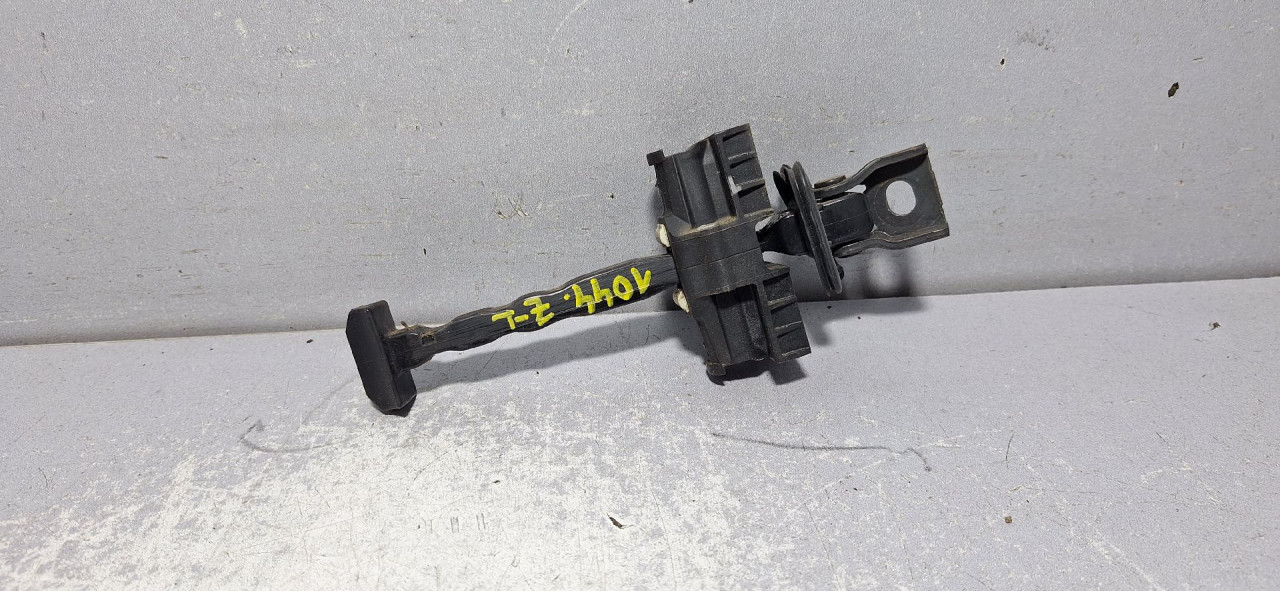DIJELOVI GRANICNIK VRATA VW POLO > 21-