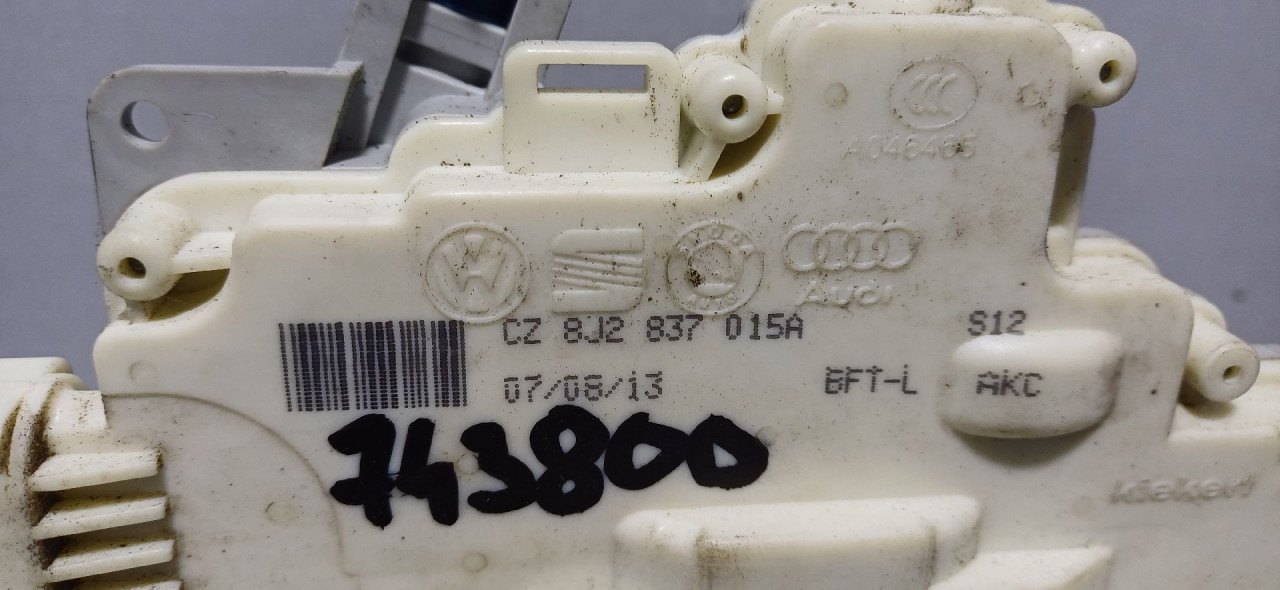 DIJELOVI BRAVA VRATA AUDI Q3 > 11-15 8J2837015A