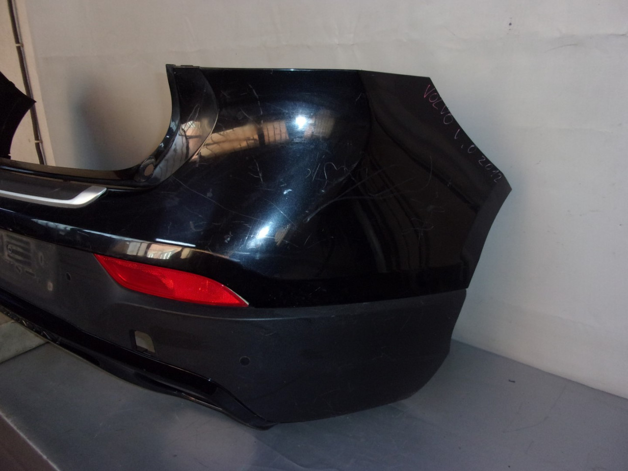 BRANIK VOLVO V40 > 12-16 VV324010 31290919