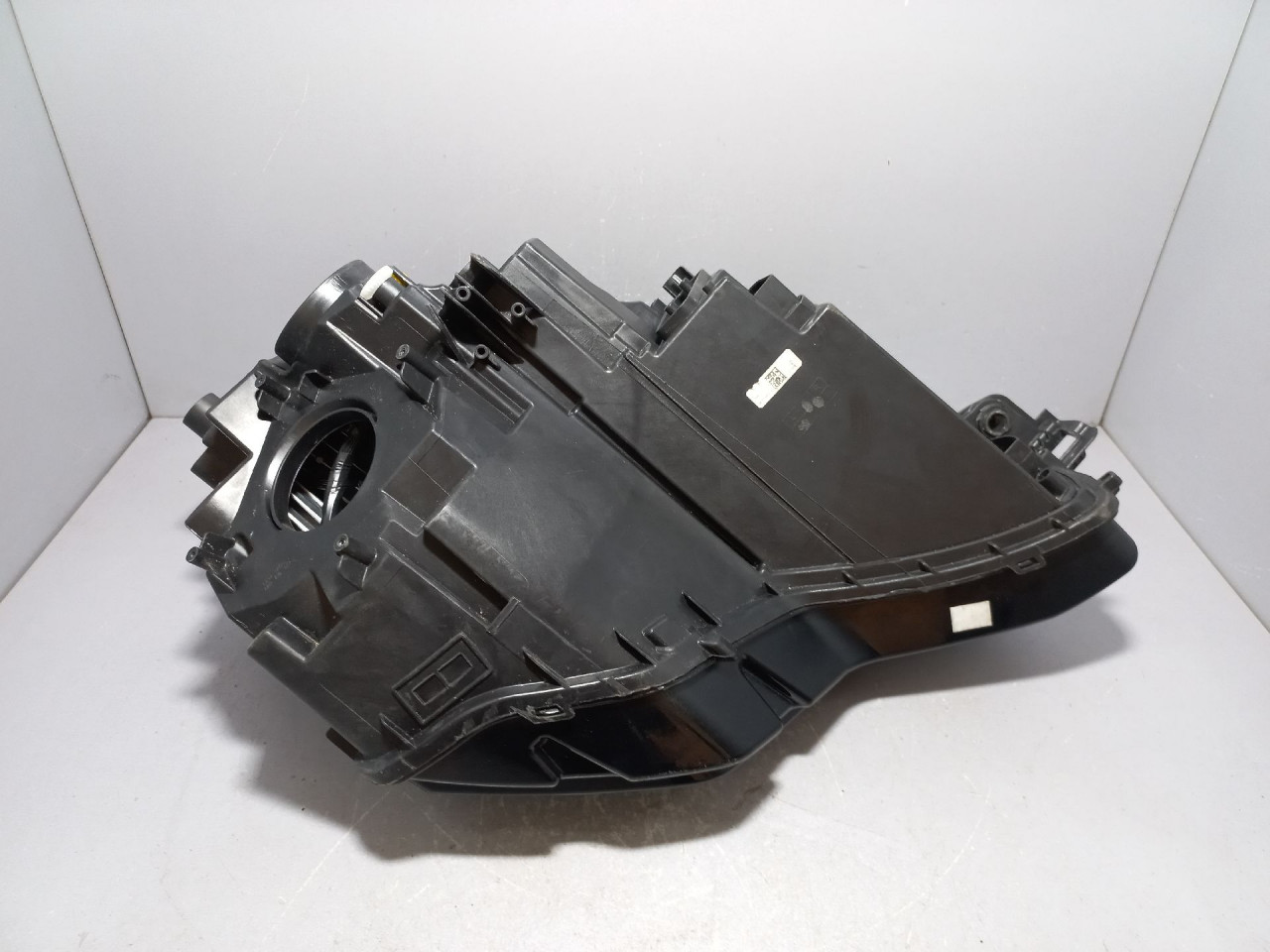 DIJELOVI FAR SKODA KAROQ > 17- 57B941015F