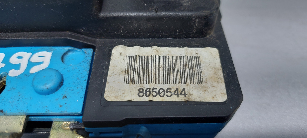 DIJELOVI BRAVA VRATA VOLVO S70/V70 > 00-04 8650544