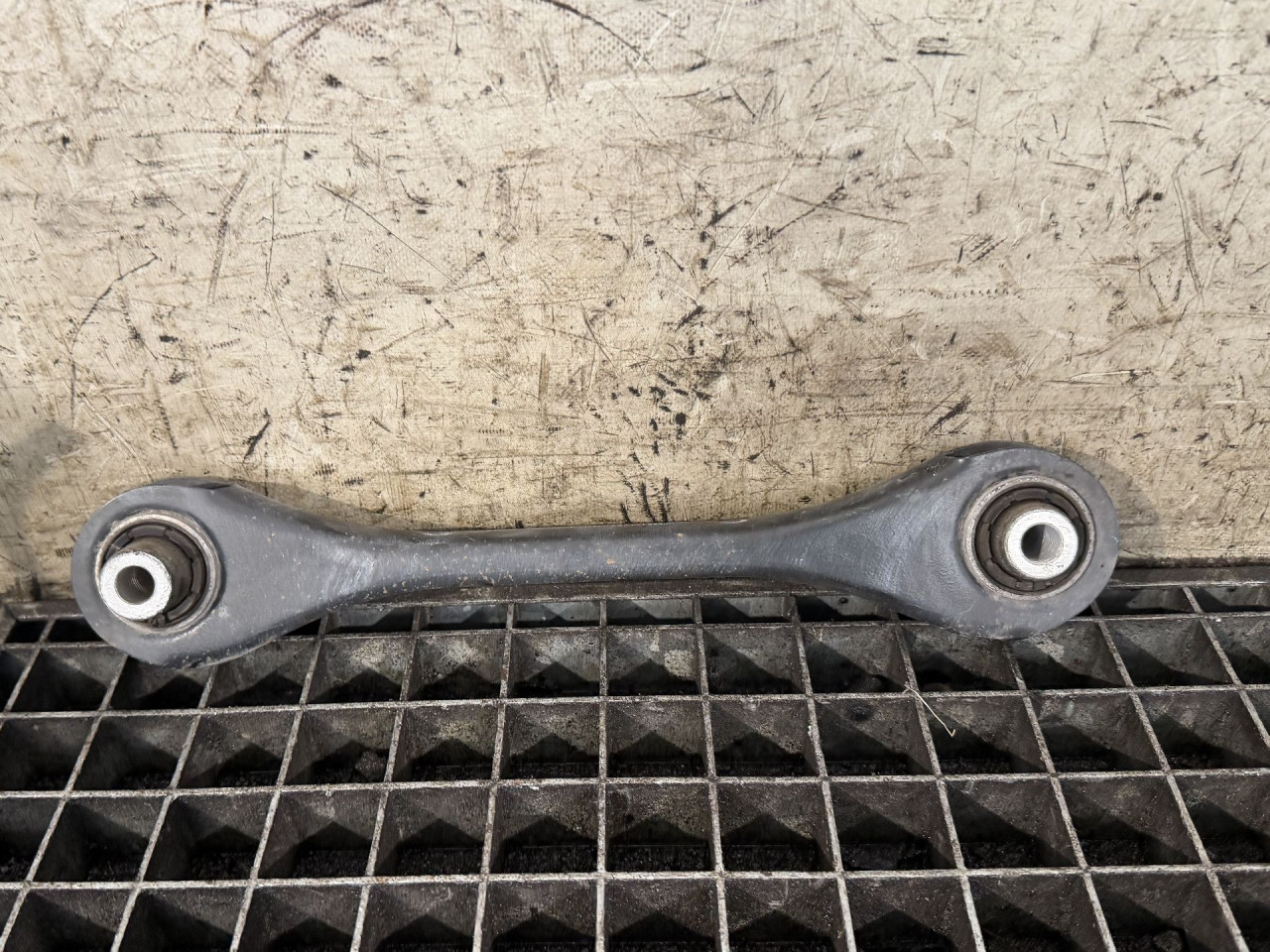 DIJELOVI RAME VW PASSAT B8 > 14-19 2.0 5Q0501529F