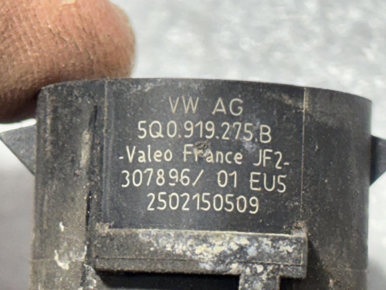DIJELOVI PARKING SENZOR VW PASSAT B8 > 14-19 2.0 5Q0919275B