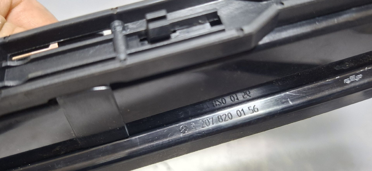 TRECE STOP SVJETLO MERCEDES E KLASA (C207/A207) > 13-17 A20782001