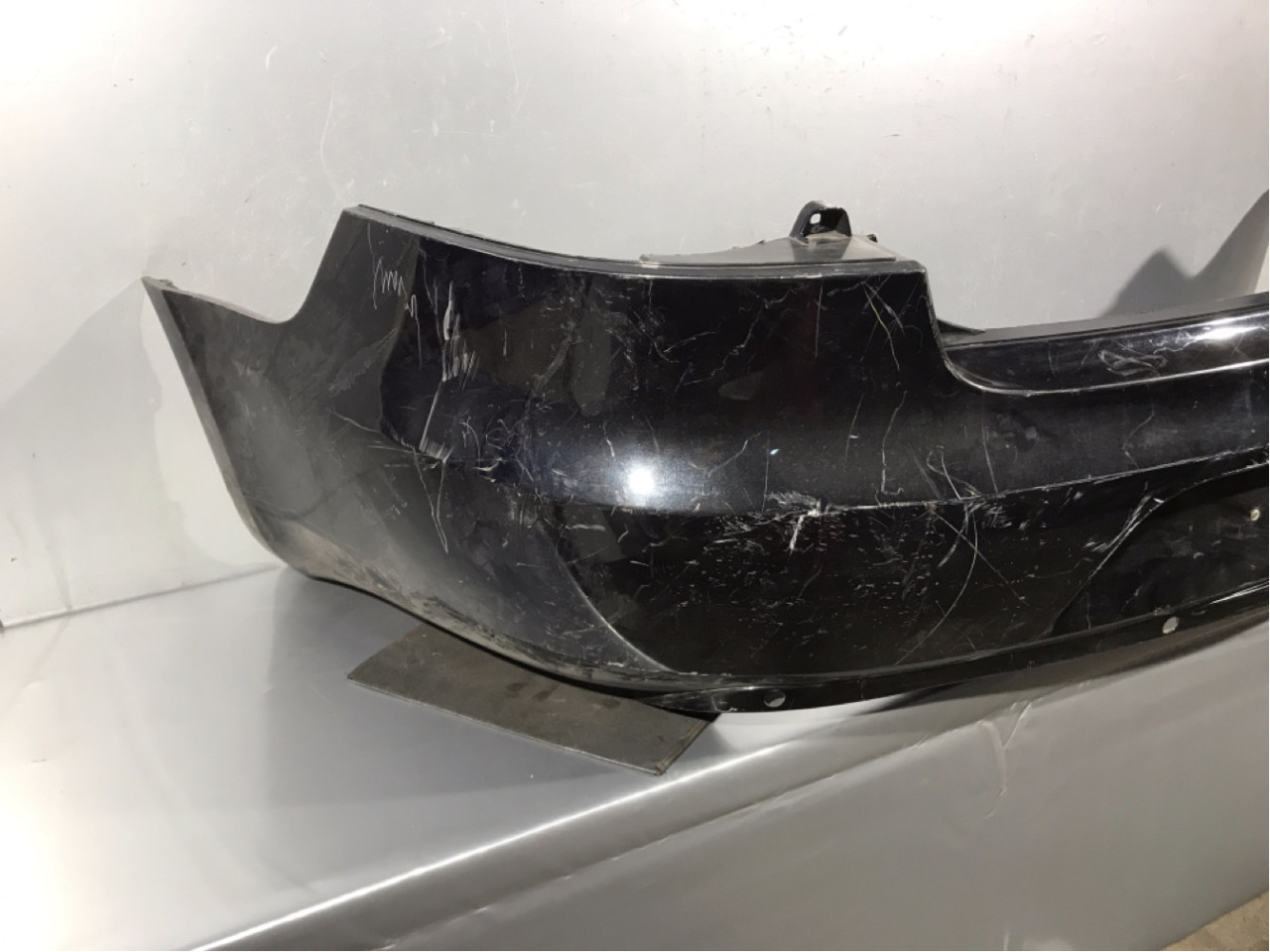 DIJELOVI BRANIK SKODA SUPERB > 08-13 3T5807421