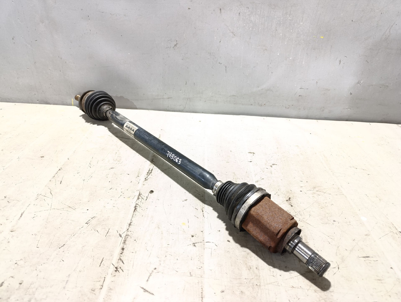DIJELOVI POLUOSOVINA OPEL ASTRA K > 15-19 13367066