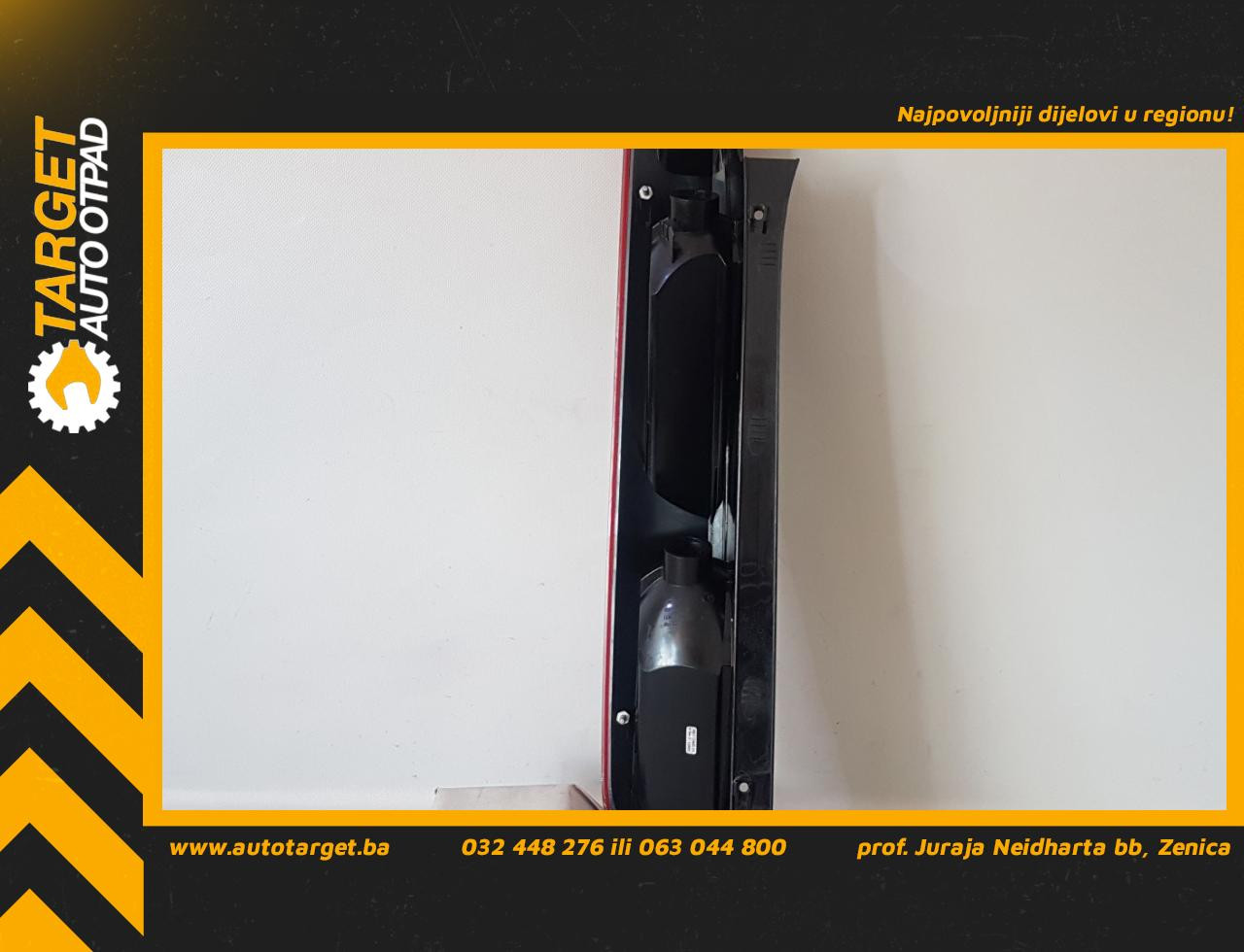DIJELOVI STOP SVJETLO FORD FOCUS > 05-07 FD424016 4M5113404A