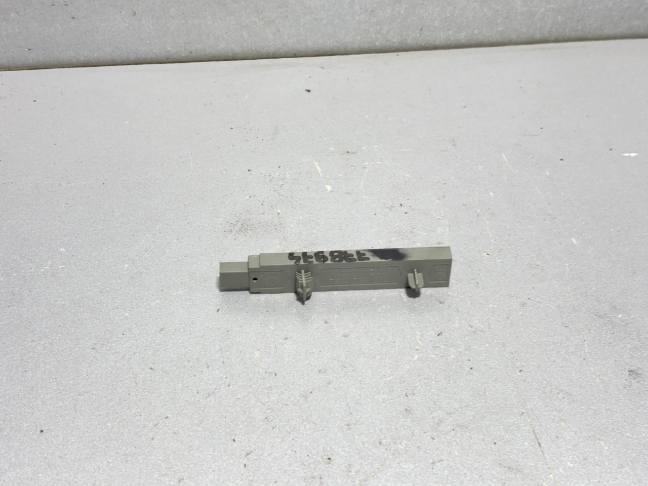 DIJELOVI ANTENA VW JETTA > 14-18 5K0962132B