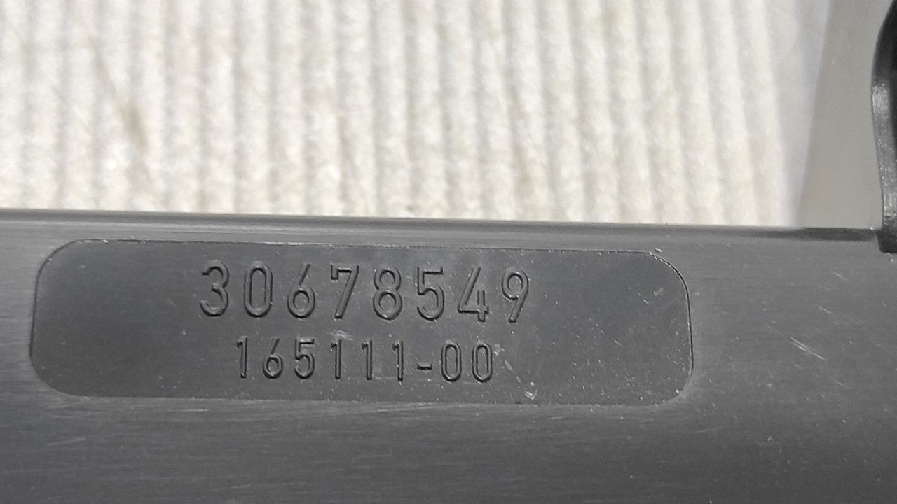 TRECE STOP SVJETLO VOLVO V70 > 08-11 30678549