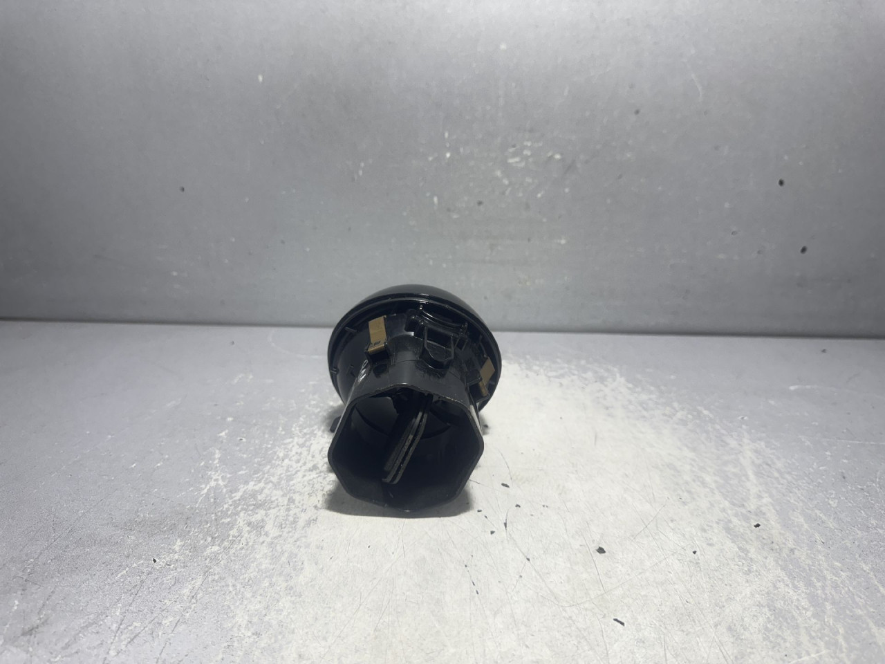 RESETKA VENTILACIJE MERCEDES GLC (X253) > 16-22 A2058304604