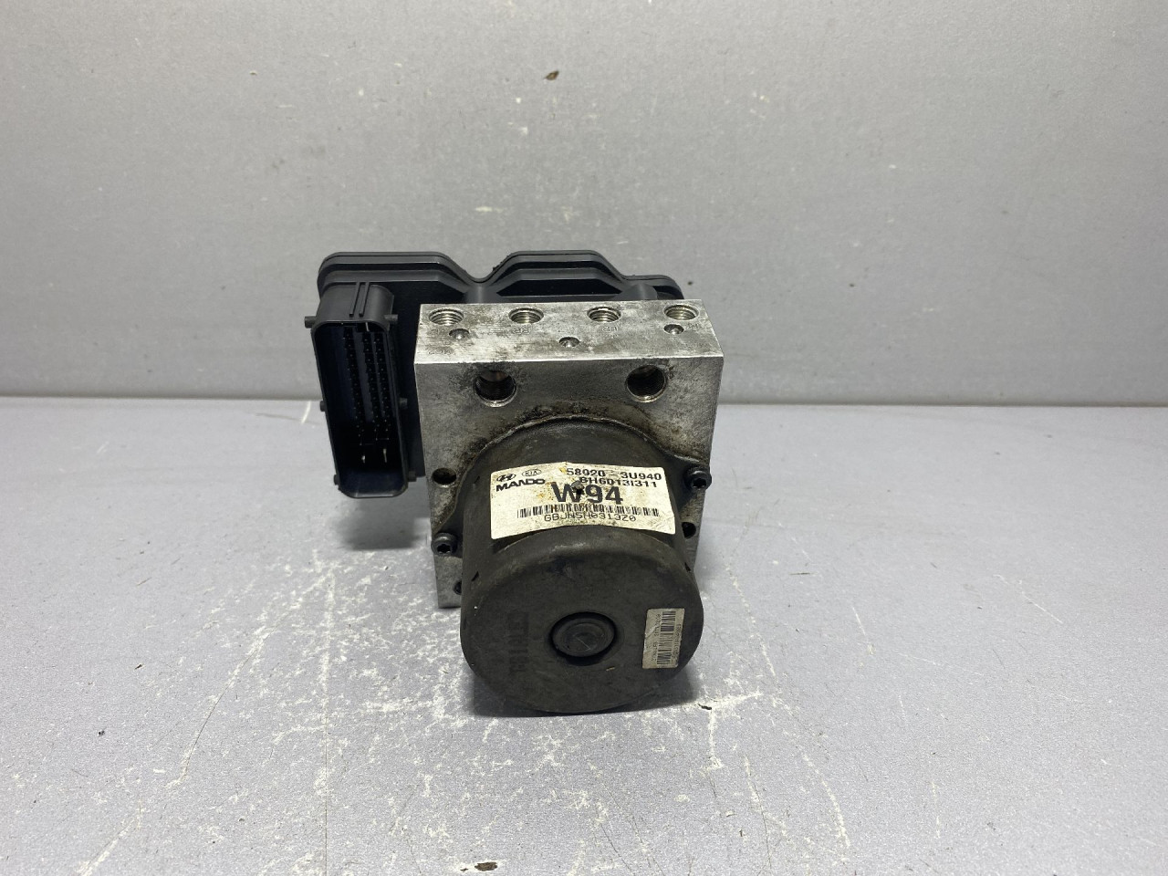 DIJELOVI ABS PUMPA KIA SPORTAGE > 11-15 BE60031323