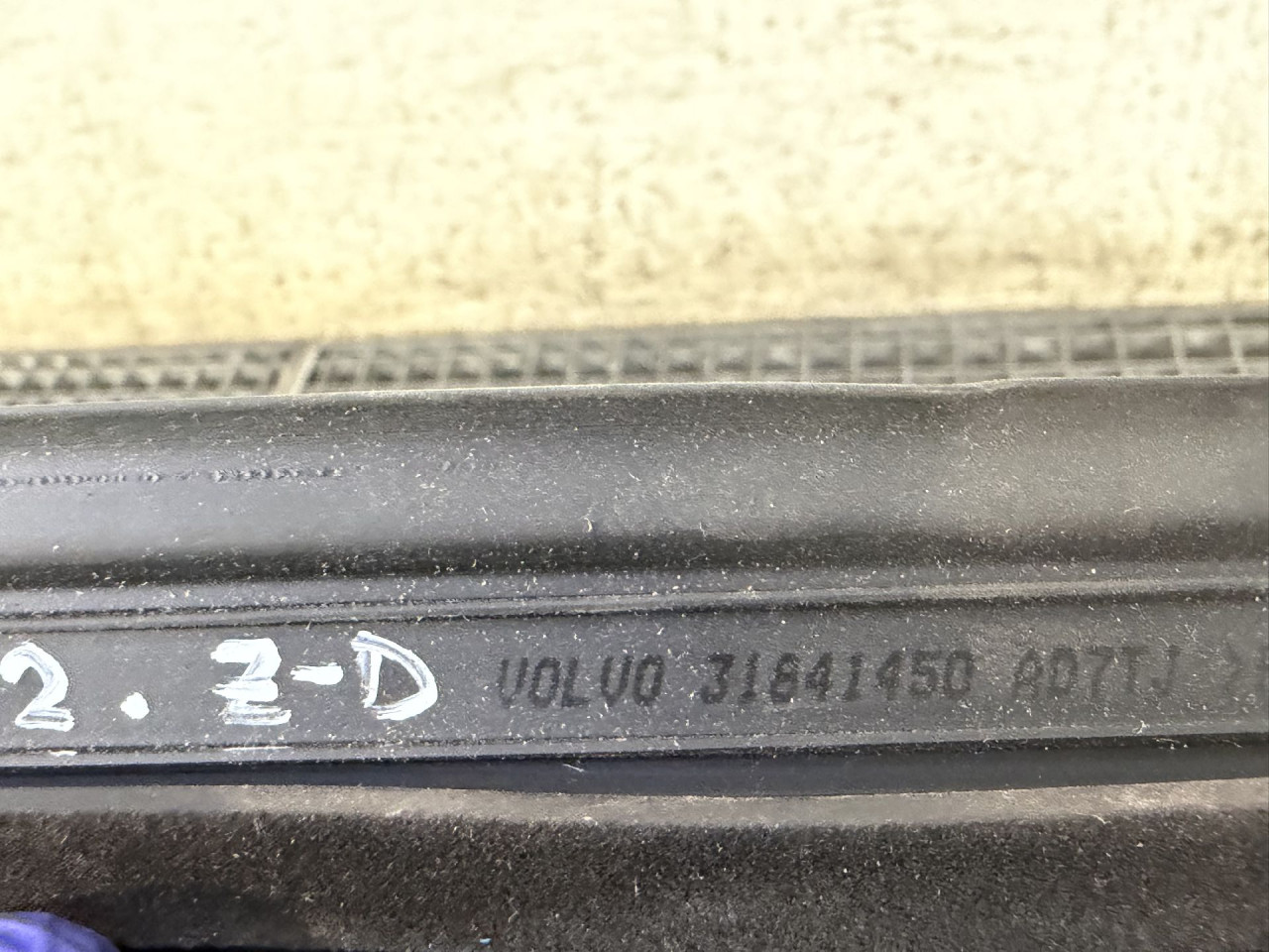 DIJELOVI KEDER VOLVO XC90 > 19- 2.0 31841450