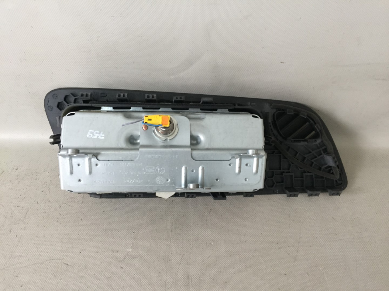 DIJELOVI AIRBAG SUVOZACA VW POLO > 09-14 6R0880204