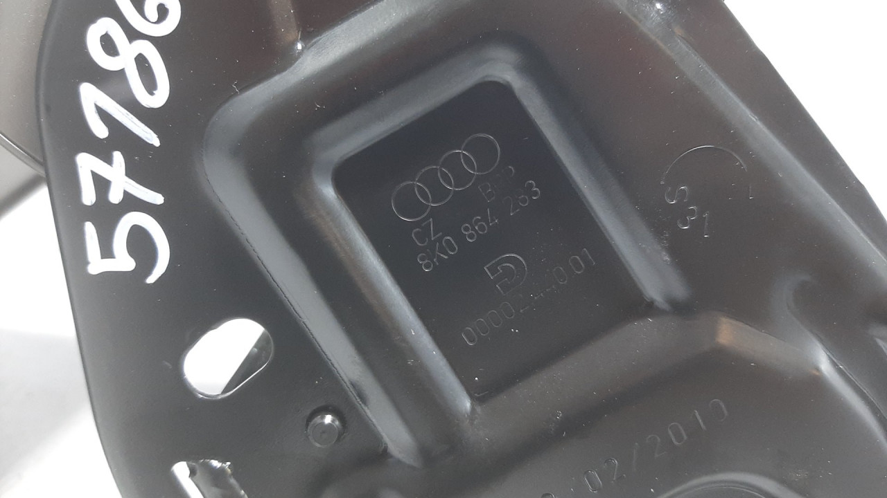 NASLONJAC ZA RUKU AUDI A5 (8T) SPORTBACK > 07-11 8K0886