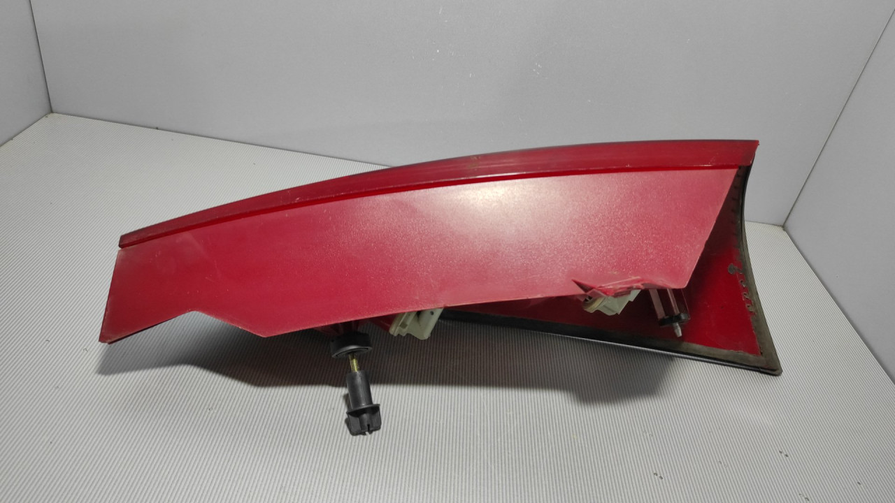 STOP SVJETLO FORD FOCUS > 98-01 XS4113405AC