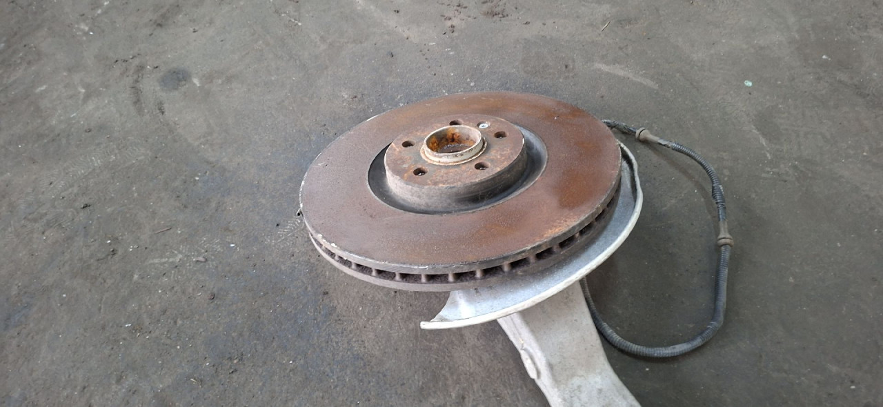 DIJELOVI KOCIONI DISK VOLVO XC60 > 17-