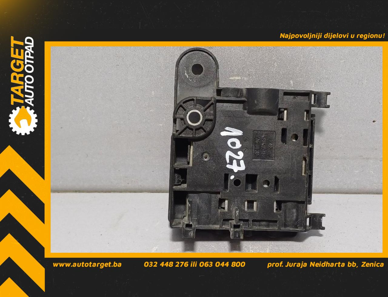 DIJELOVI KLEMA AUDI A4 (B8) > 12-15 8K0937517B